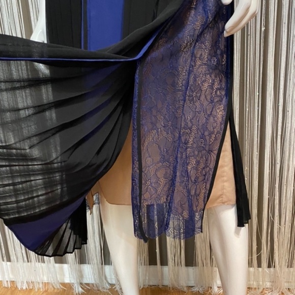 🔻SALE🔻BCBGMAXAZRIA RUNWAY🔹NEW CONDITION • SILK - Picture 5 of 9